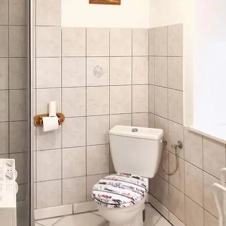 Maison Spacieuse A Avec Vue Sur La Montagne
