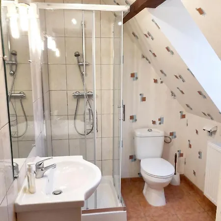 Maison Spacieuse A Avec Vue Sur La Montagne